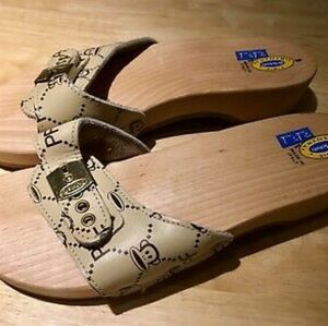 Paul Frank-Dr Scholl's original clog